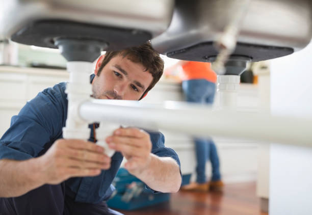 Best Clogged Drain Plumber  in Emerald Bay, TX